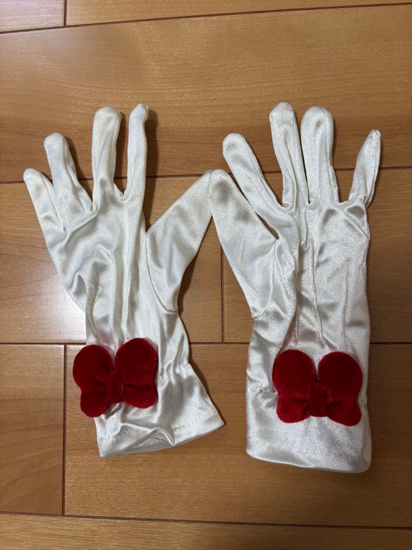 ビビデバビデブティックミニードレス 130サイズミニー手袋付き