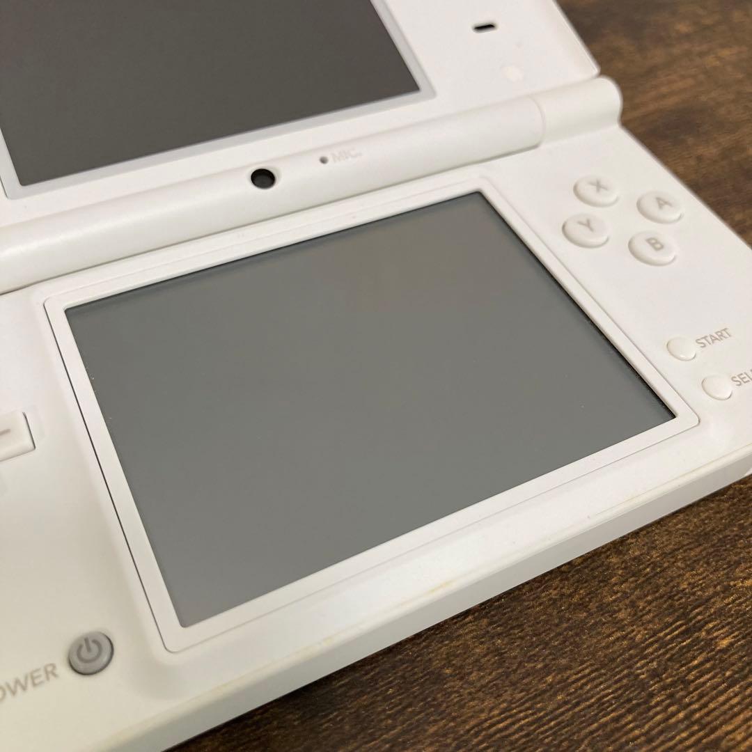 完品 ポケモン ニンテンドーDSi レシラム・ゼクロムエディション ホワイト