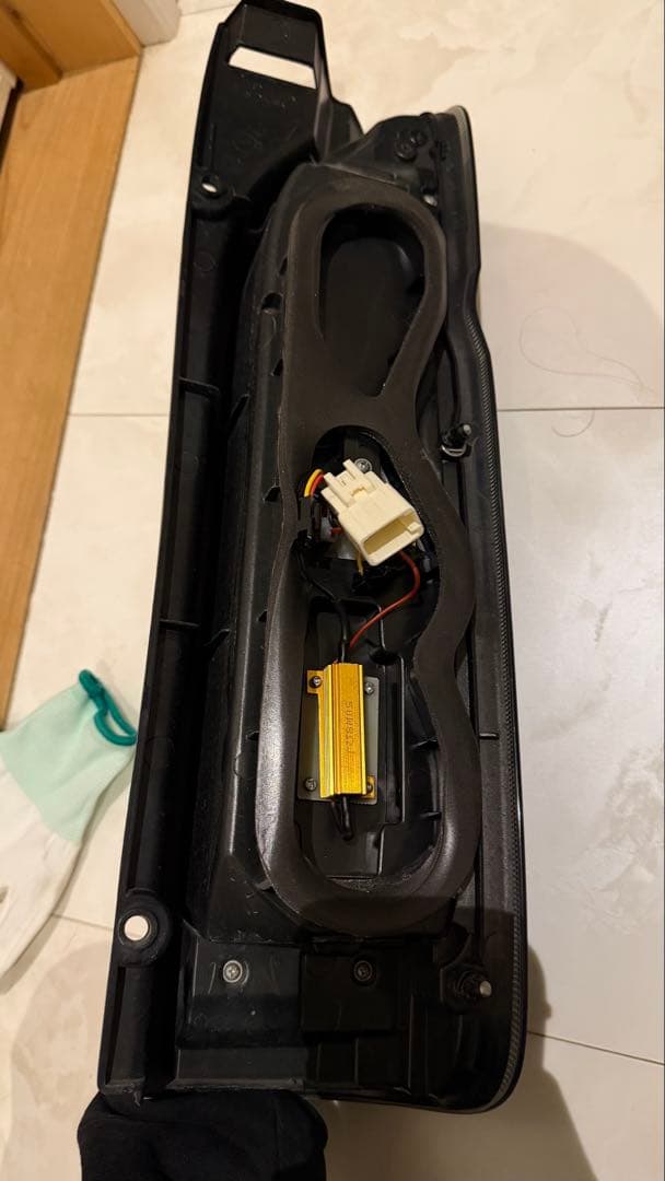 HIACE 200系 ヴァレンティULTRA Z ウルトラゼータLEDテール