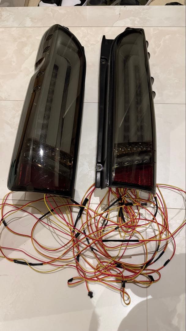 HIACE 200系 ヴァレンティULTRA Z ウルトラゼータLEDテール