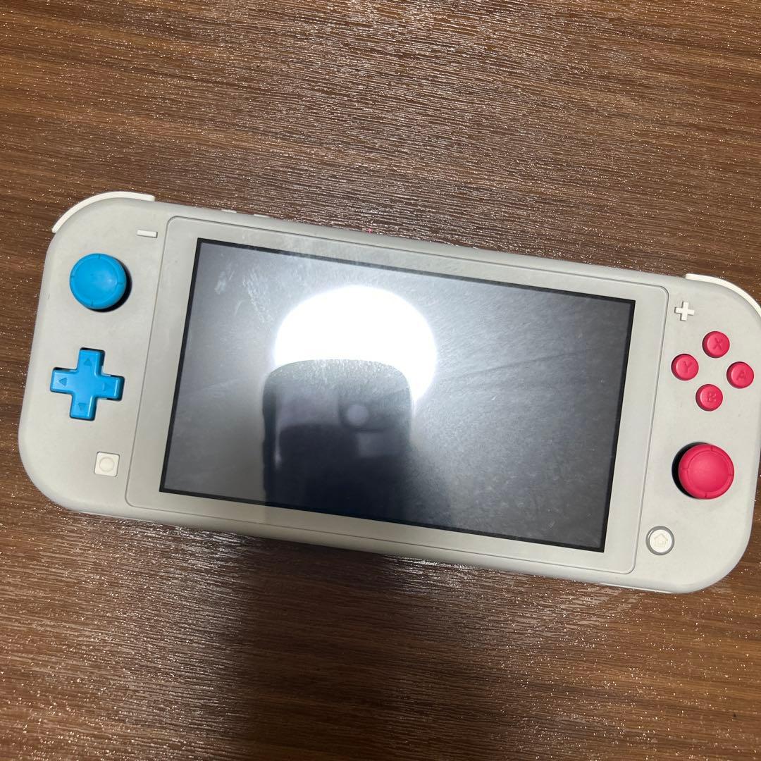Nintendo Switch Lite ポケモンver