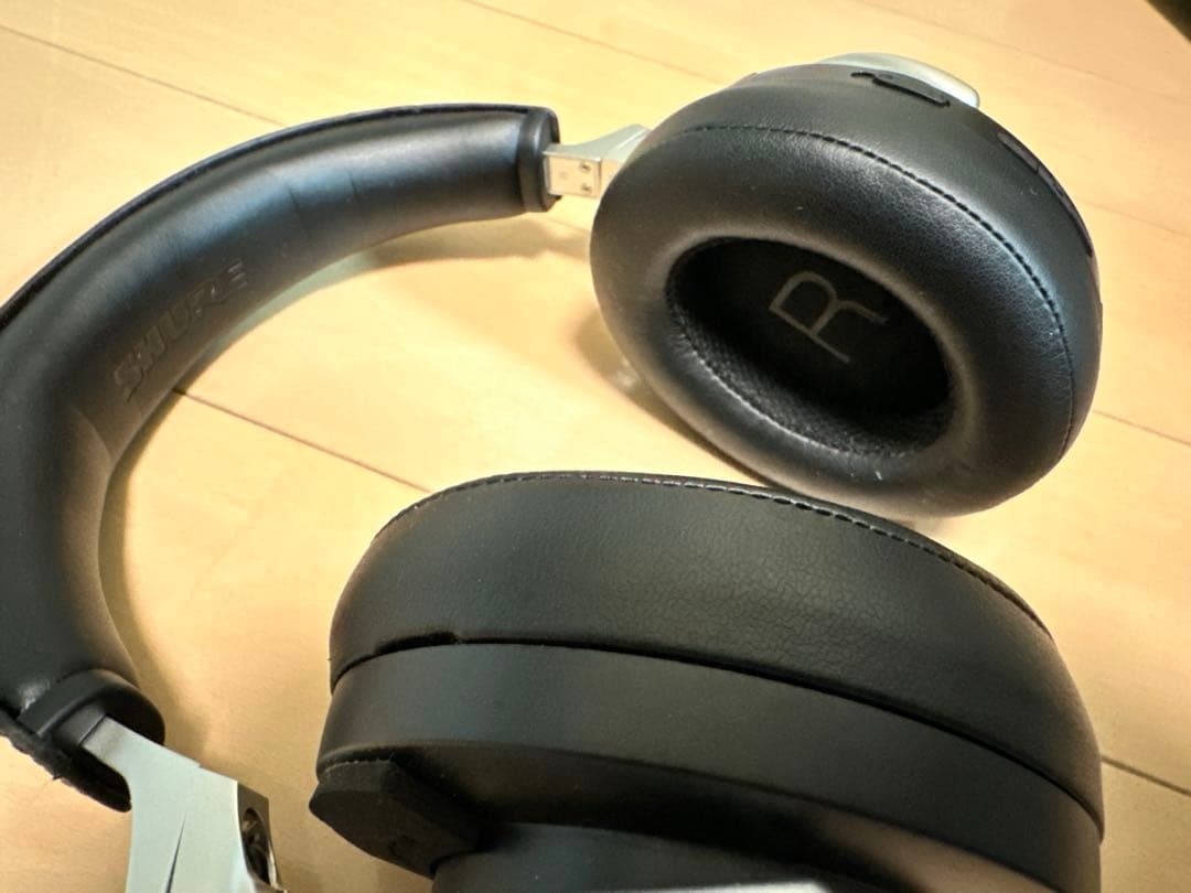 【ほぼ未使用】SHURE AONIC50 ワイヤレスヘッドホン ノイキャン