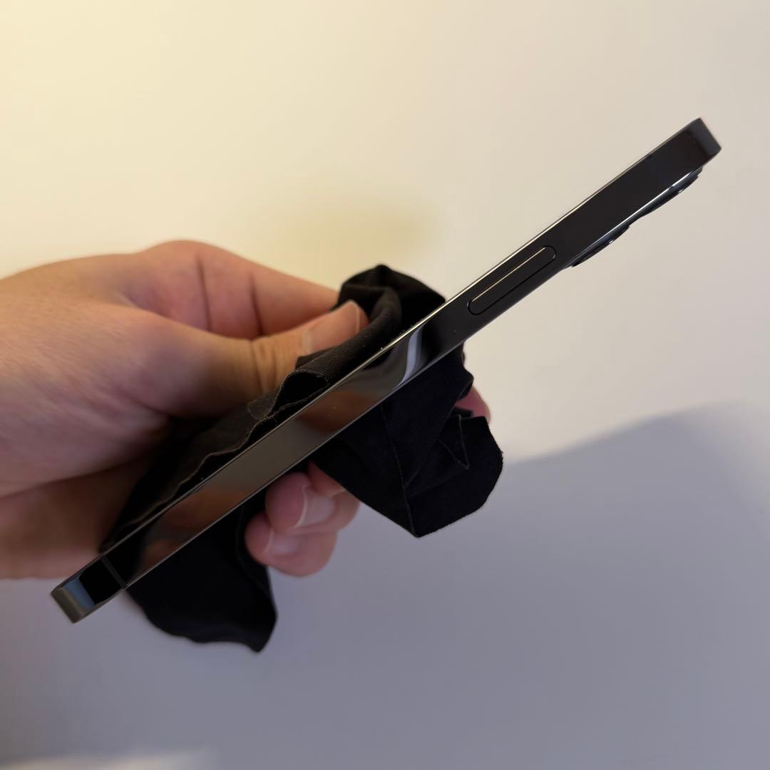 極美品 iPhone 12 Pro 512GB グラファイト SIMフリー