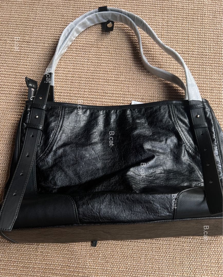 Matin Kim 黒 レザー ショルダーバッグboo