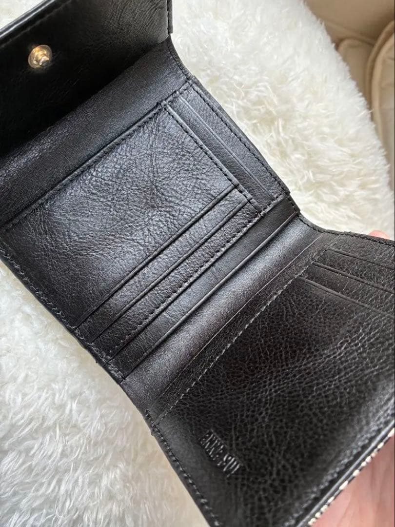 みーぷぅ◡̈⃝︎⋆︎*ANNA SUI 折財布 　ブラックゴールド L字ファスナー