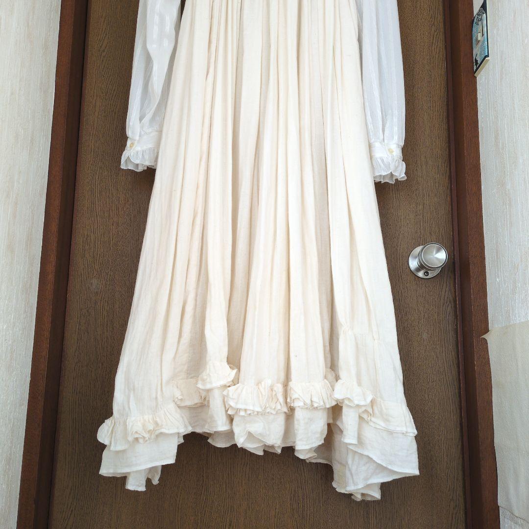 最終値下げyukahaseyama ワンピース　ナチュラル　コットンフリル付き