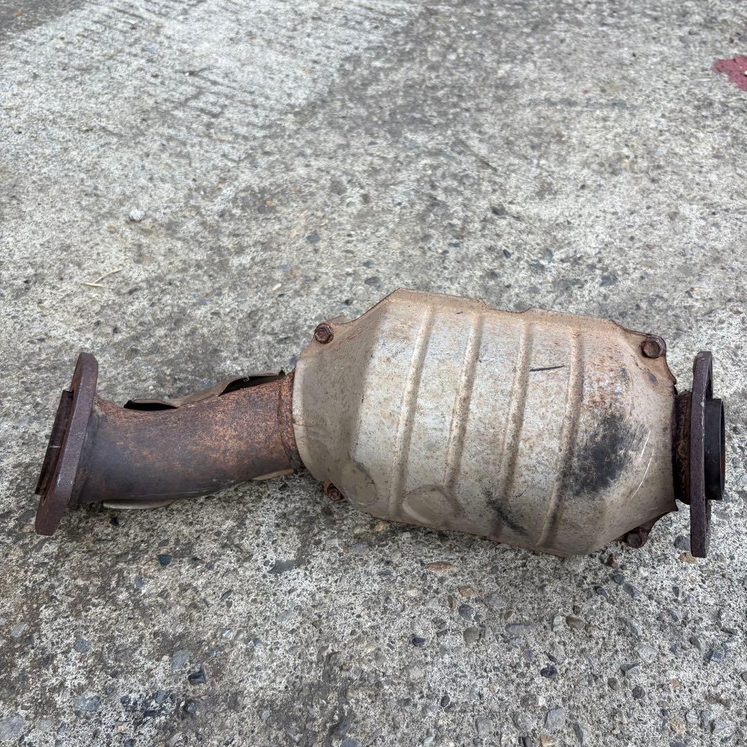 jzs171 17クラウン 純正触媒　キャタライザー jzx110