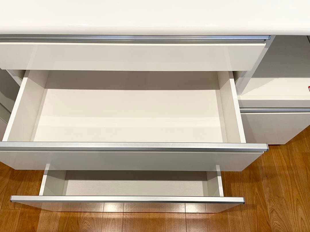 ニトリ　キッチン収納キャビネット 白