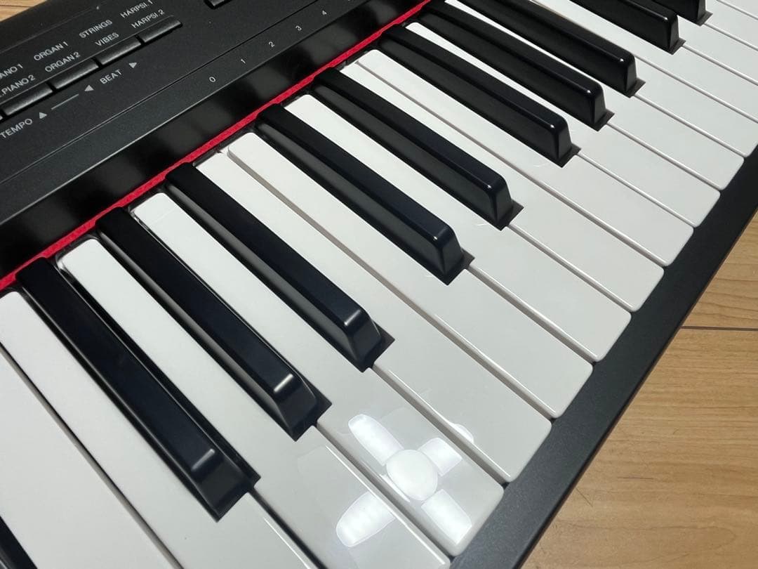 ヤマハ 電子キーボード 76鍵盤 piaggero NP-32 / 美品