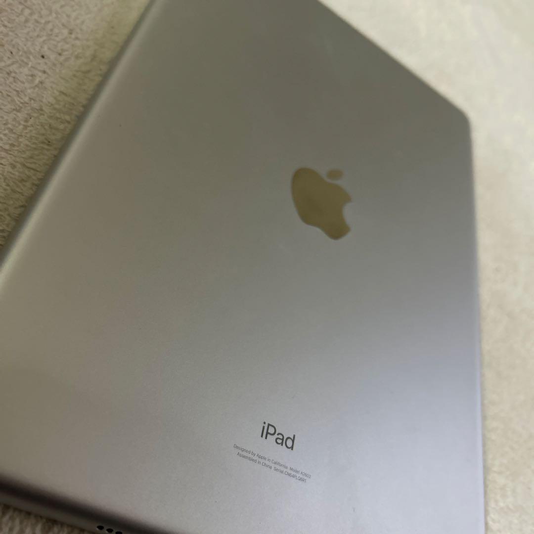 y*p様 Apple iPad第９世代 64GBシルバー 本体 充電器付き