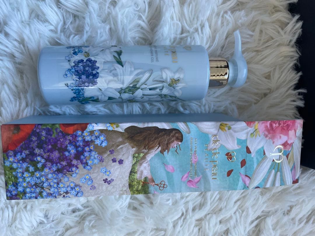 大幅値下げ！　クレ・ド・ポー ボーテ 2023年　ラディアンスギフト 記念品