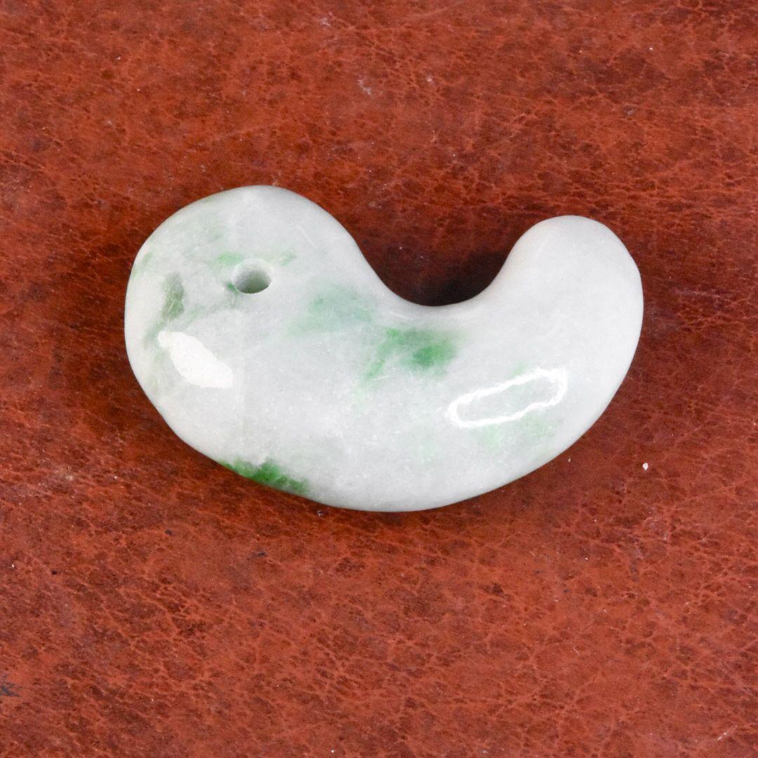 糸魚川小滝産 翡翠勾玉