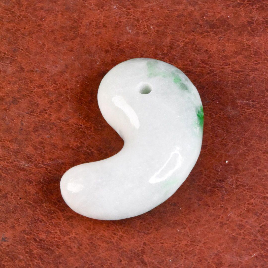 糸魚川小滝産 翡翠勾玉