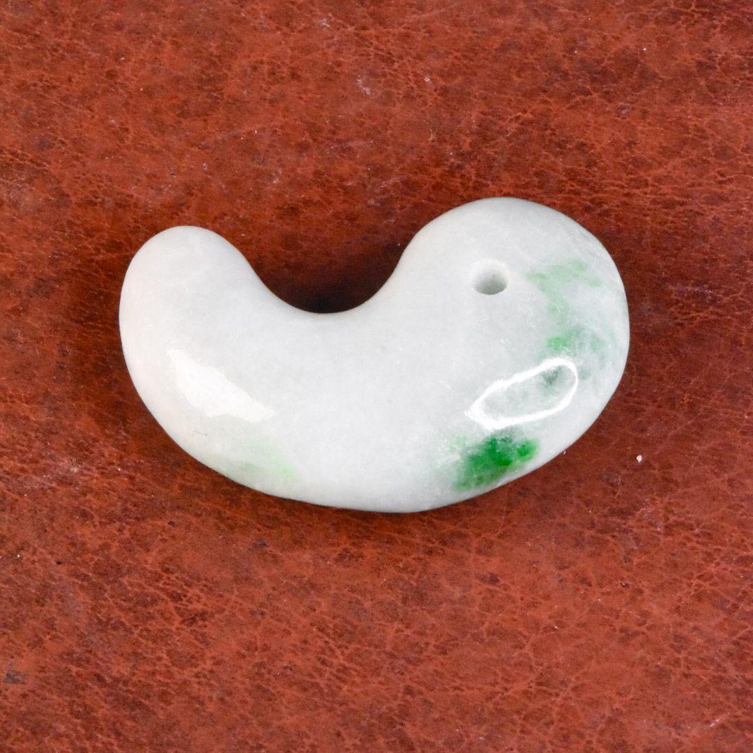 糸魚川小滝産 翡翠勾玉