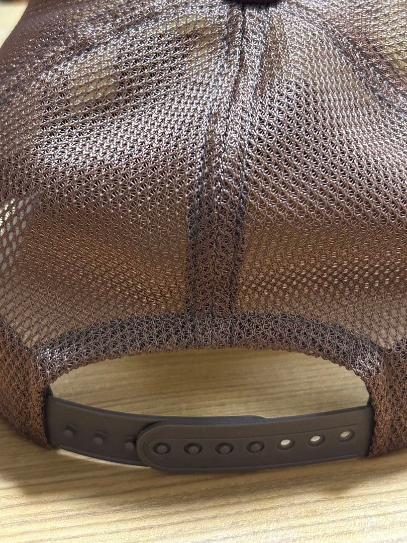 Hysteric グラフィックトラッカーキャップ