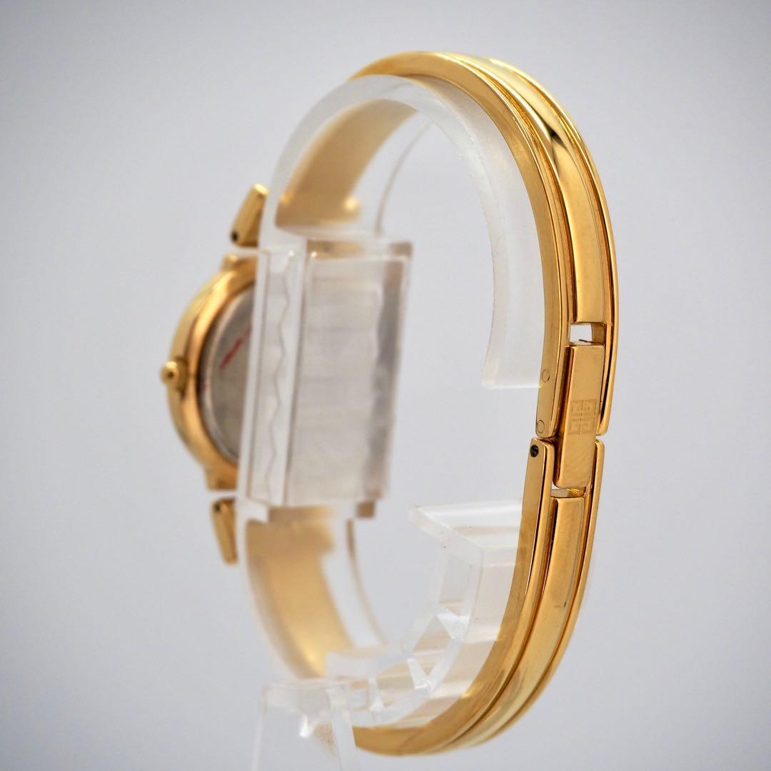 専用130 稼働【美品】GIVENCHY ゴールド　バングル　ダイヤ　レディース