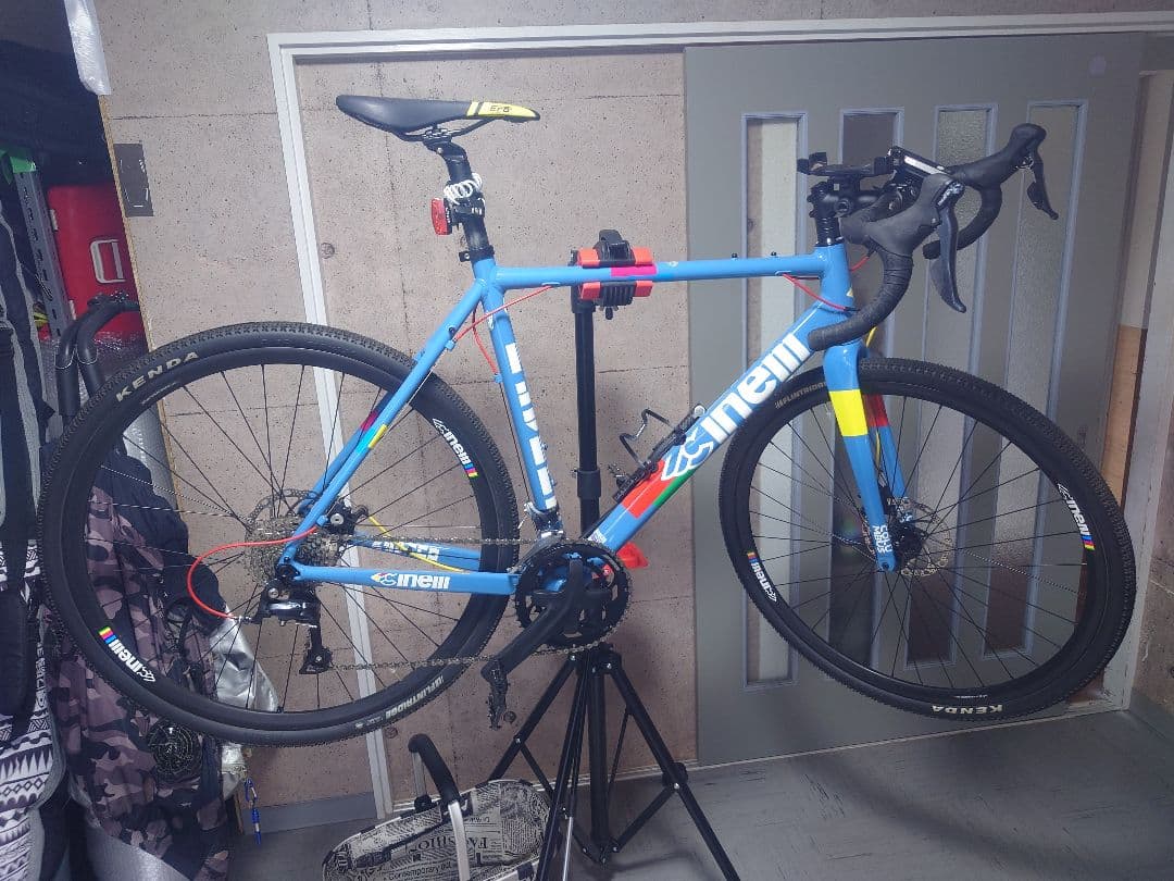 Cinelli グラベルロードバイク2x9速 青ジデコララ