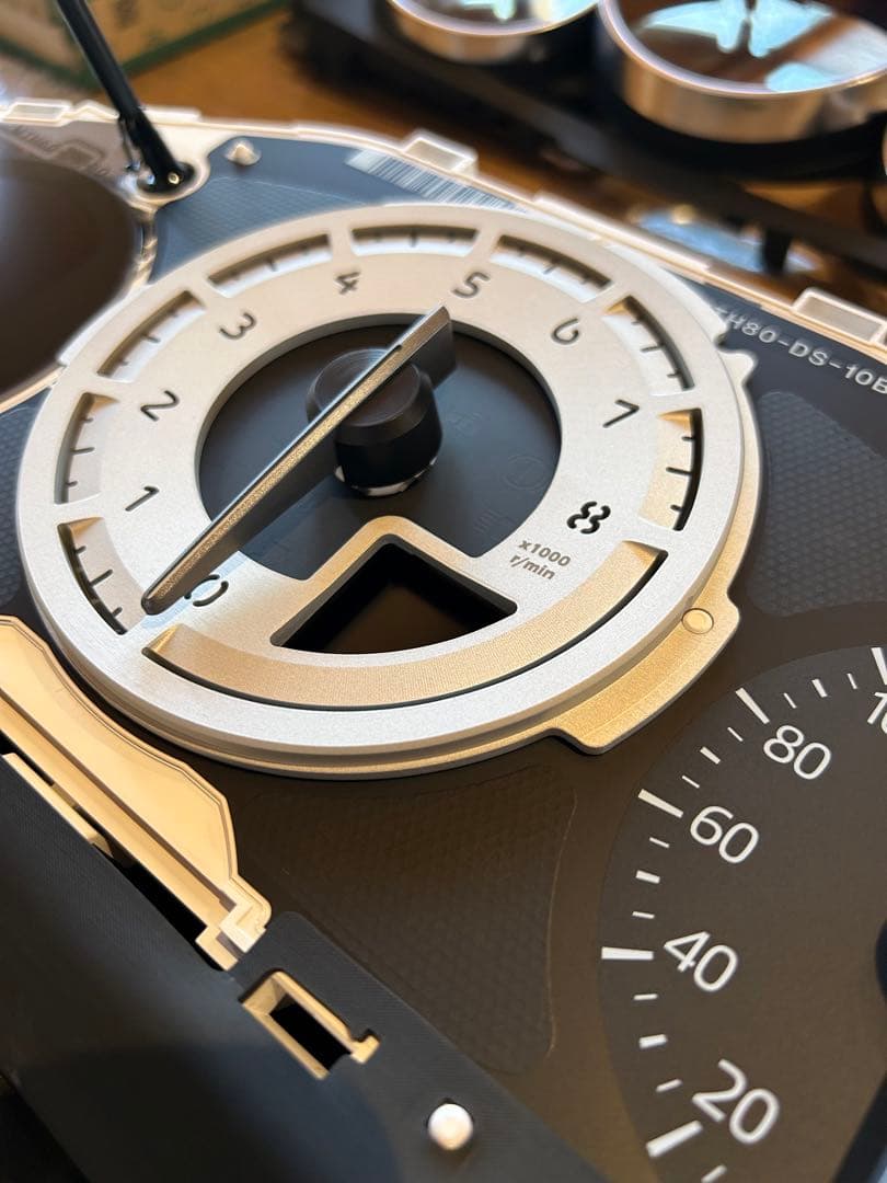 NDロードスター　I，Lモータースポーツ　タコメーターパネル　シルバー(アルミ製