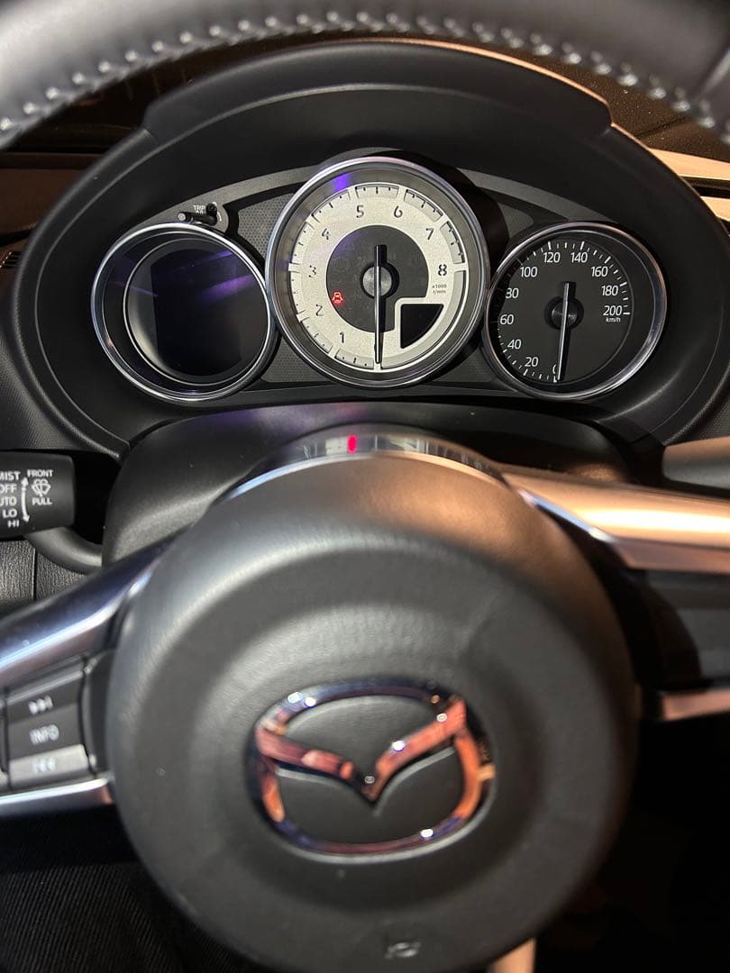 NDロードスター　I，Lモータースポーツ　タコメーターパネル　シルバー(アルミ製