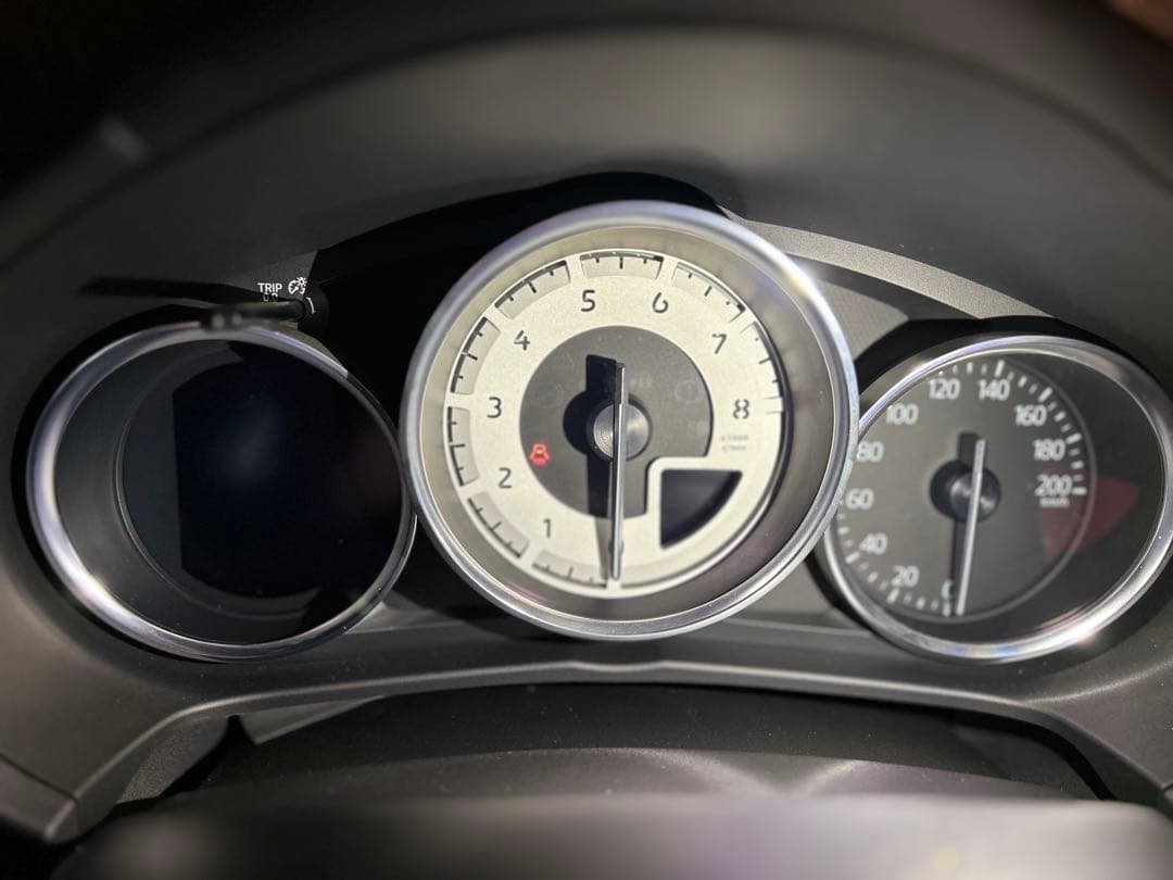 NDロードスター　I，Lモータースポーツ　タコメーターパネル　シルバー(アルミ製