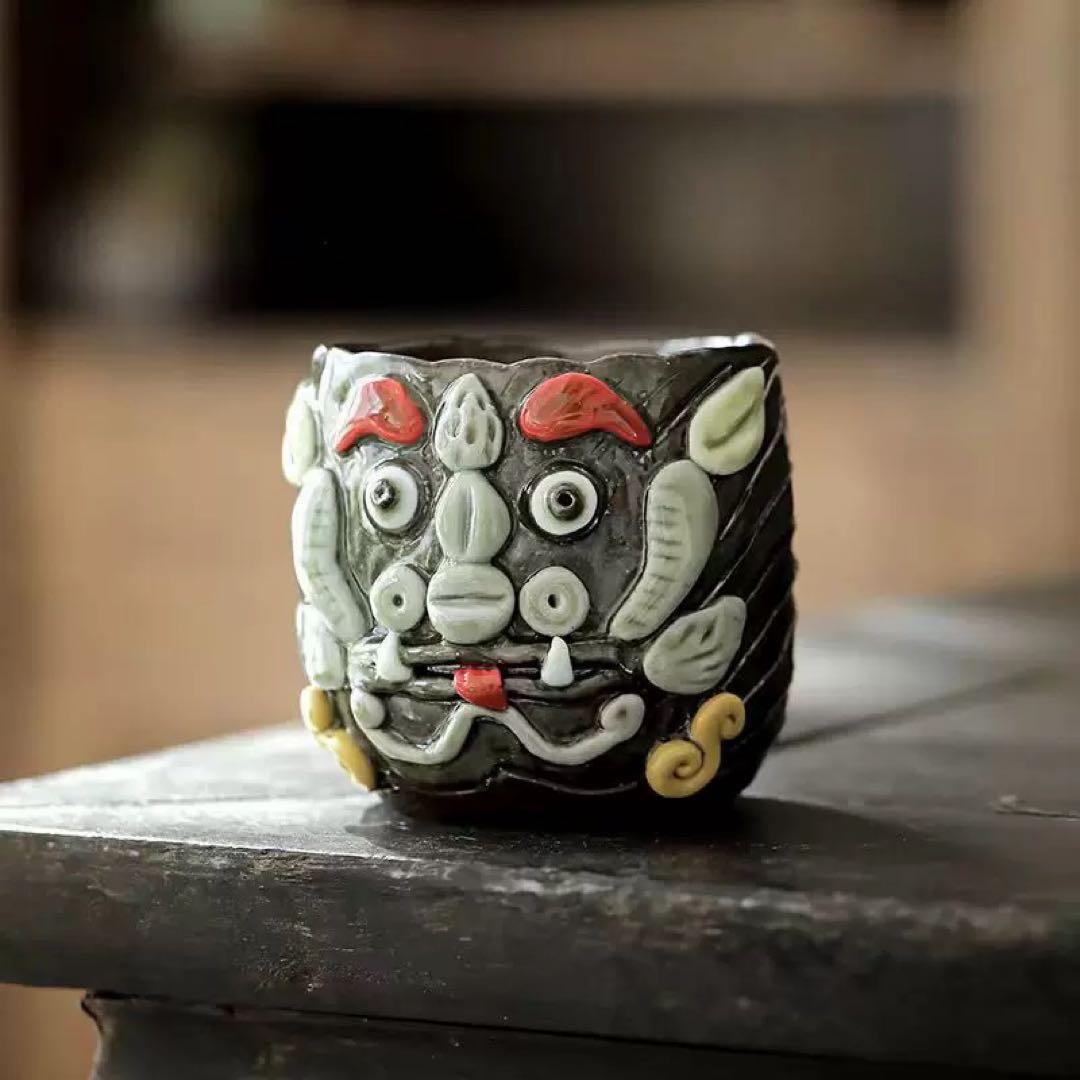 獅子の顔 陶器置物