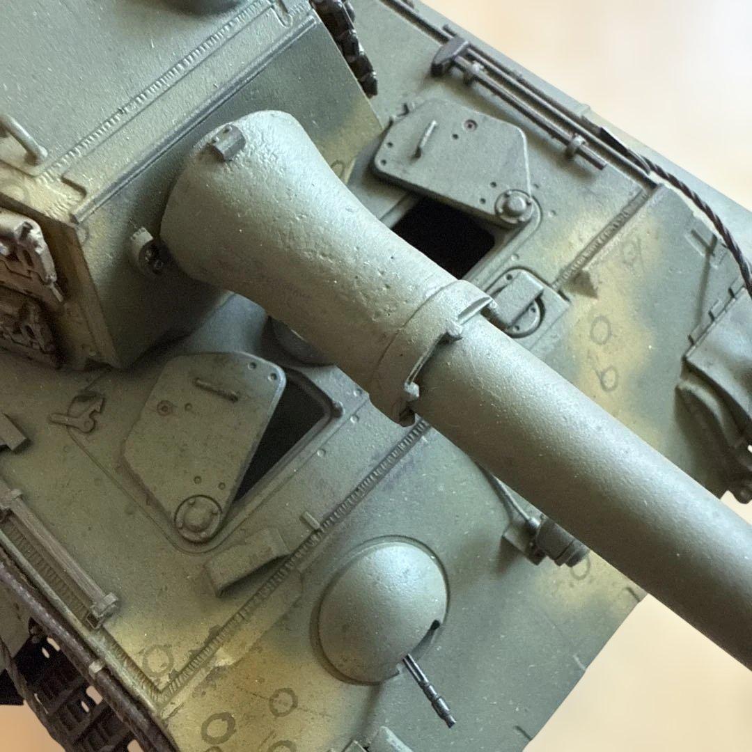 ドイツ軍 Heavy Tank King Tigerプラモデル 完成品？