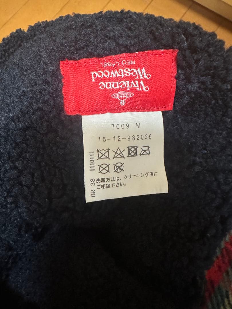 vivienne westwood チェック柄キャップMサイズ