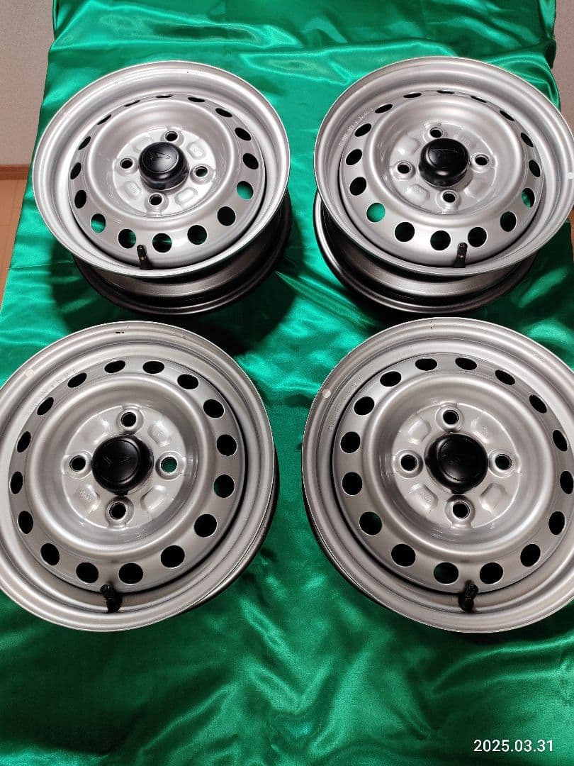 新車外し ダイハツハイゼット ジャンボ 純正スチールホイール 4個