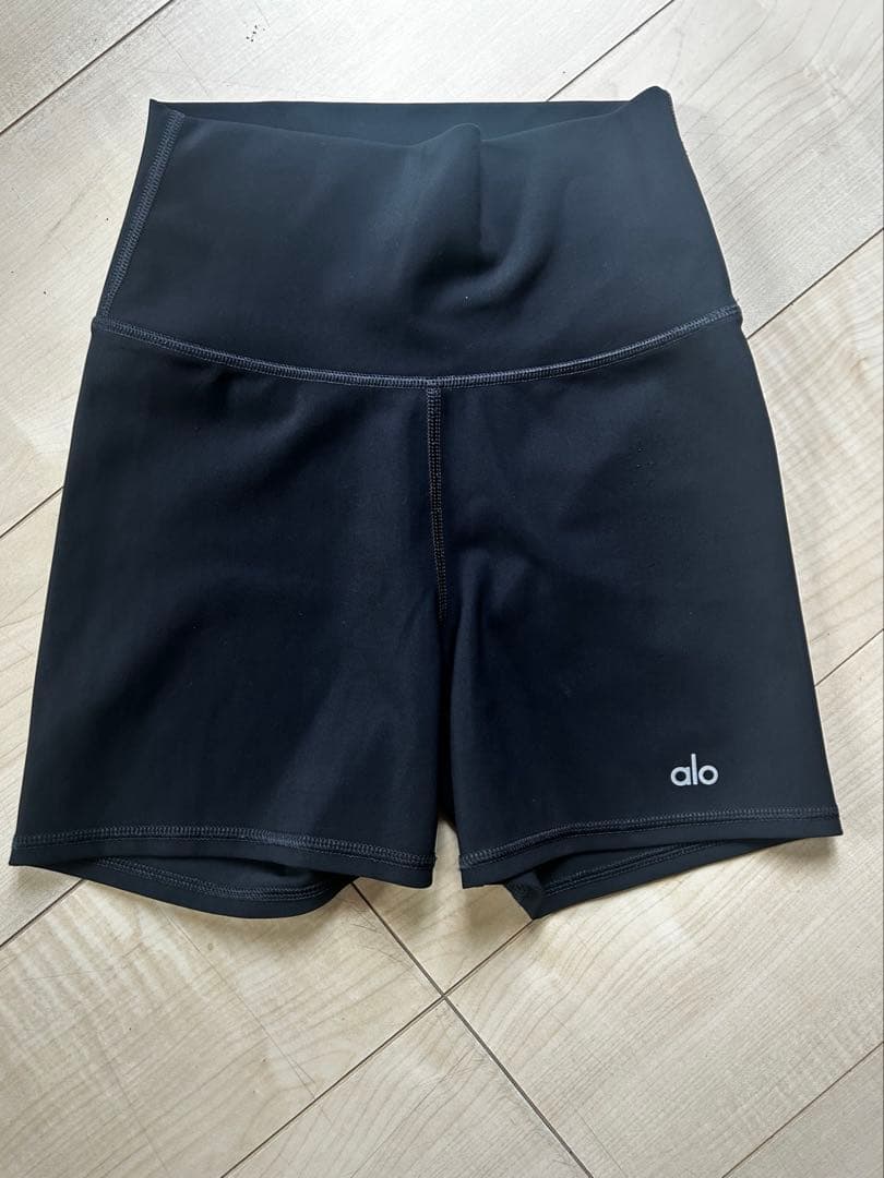 ヨガ・ピラティス Alo Yoga xs