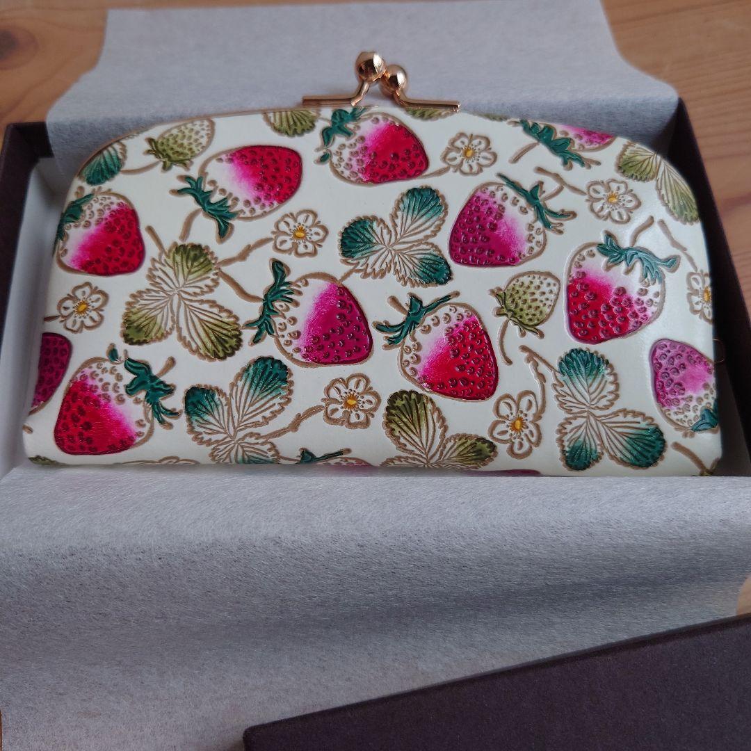 文庫屋大関　ガマ口　苺柄