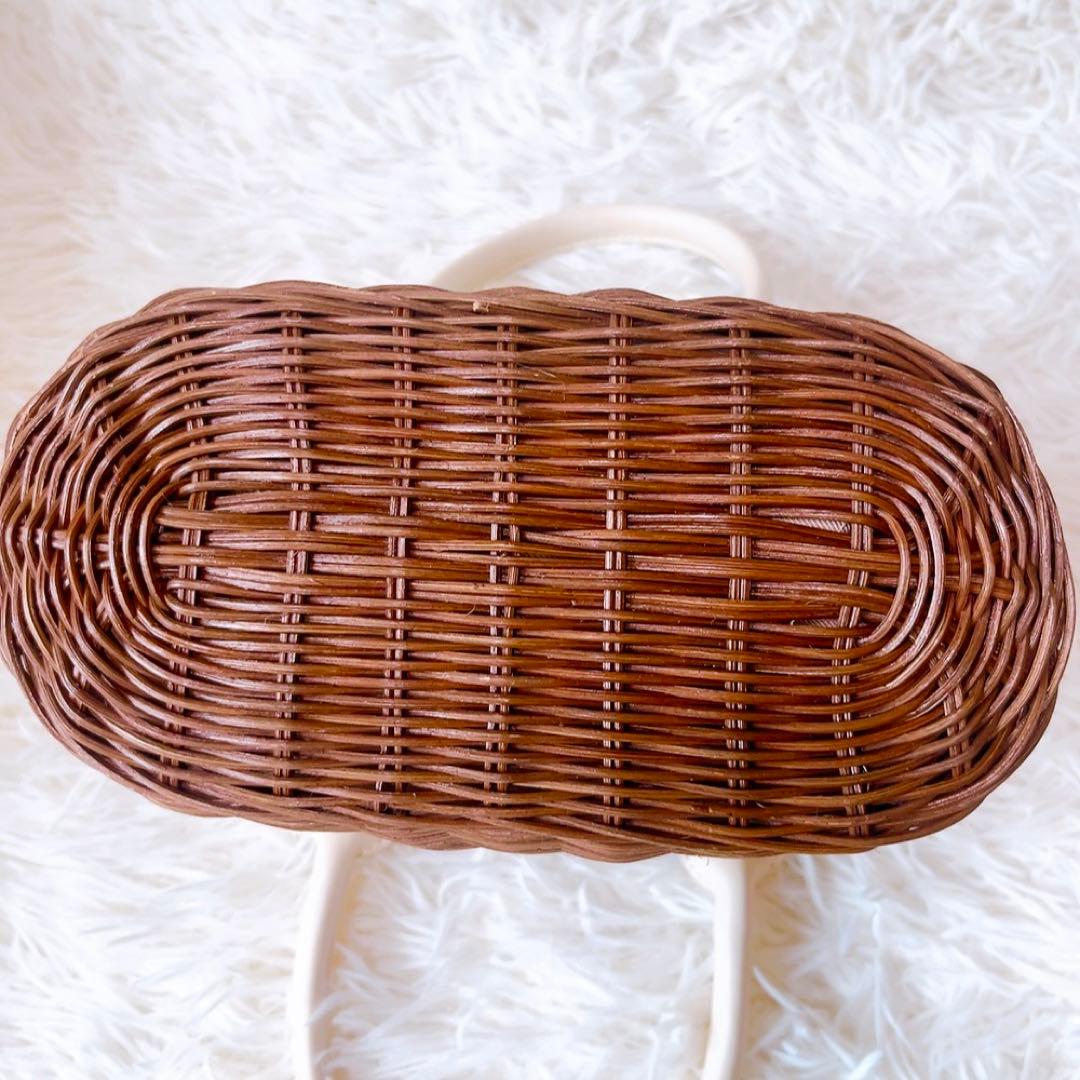 いく❣️ MARY QUANT ラタンカシメデイジー 2WAYミニトート