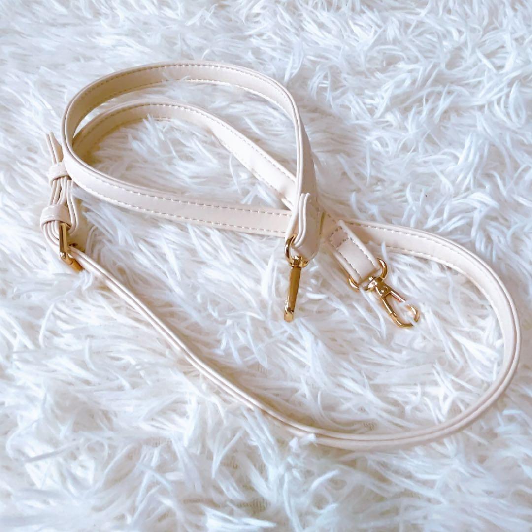 いく❣️ MARY QUANT ラタンカシメデイジー 2WAYミニトート