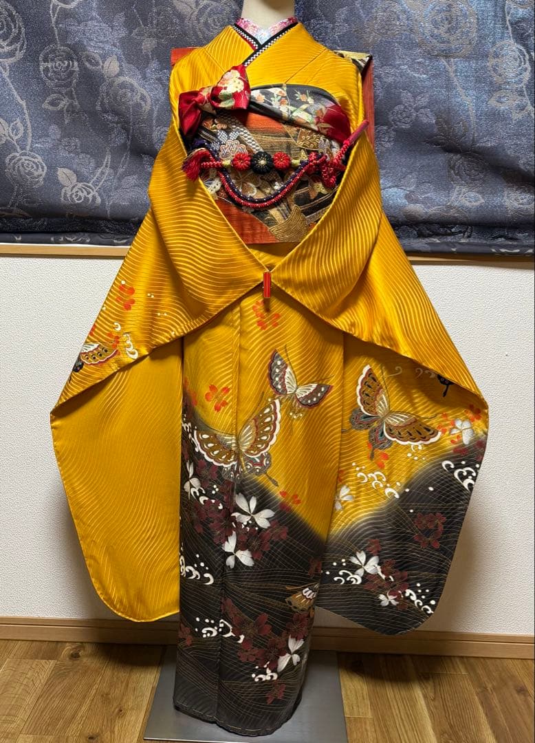 正絹振袖2着（赤系＆黄色系）★フルセット★金彩