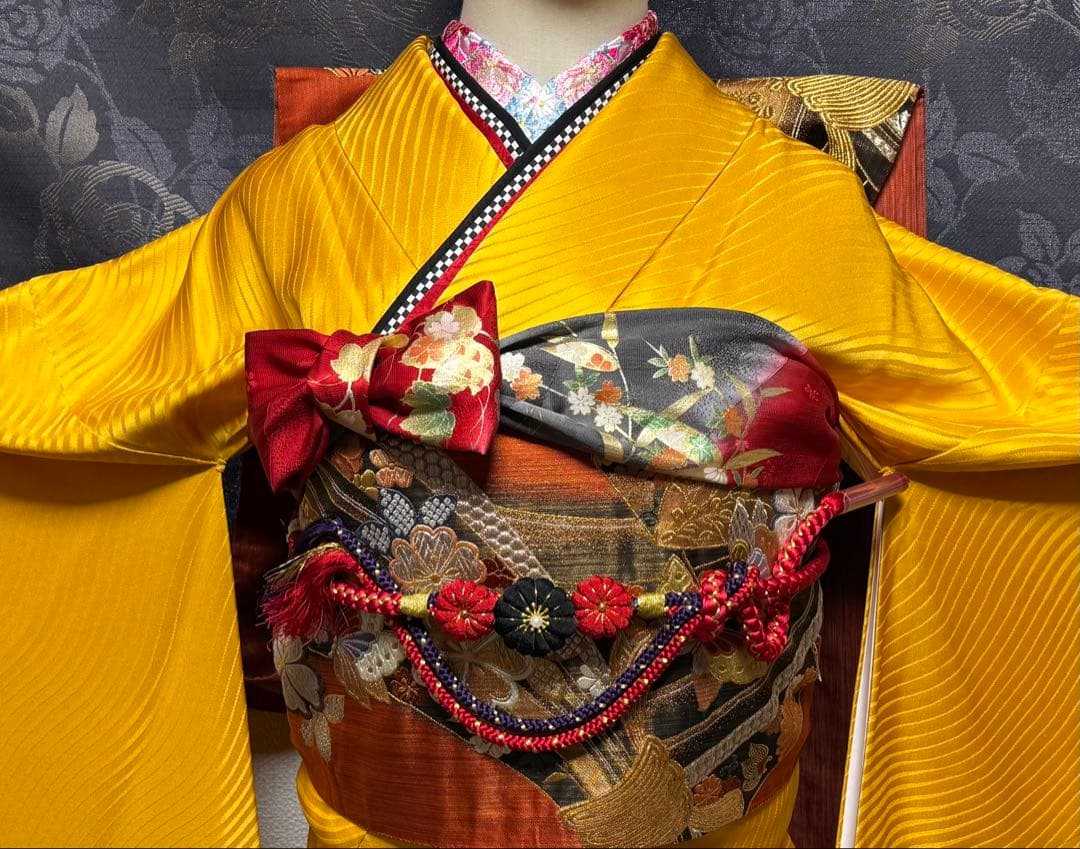 正絹振袖2着（赤系＆黄色系）★フルセット★金彩