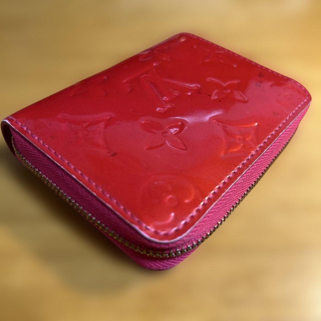 ルイ・ヴィトン エナメルミニ財布