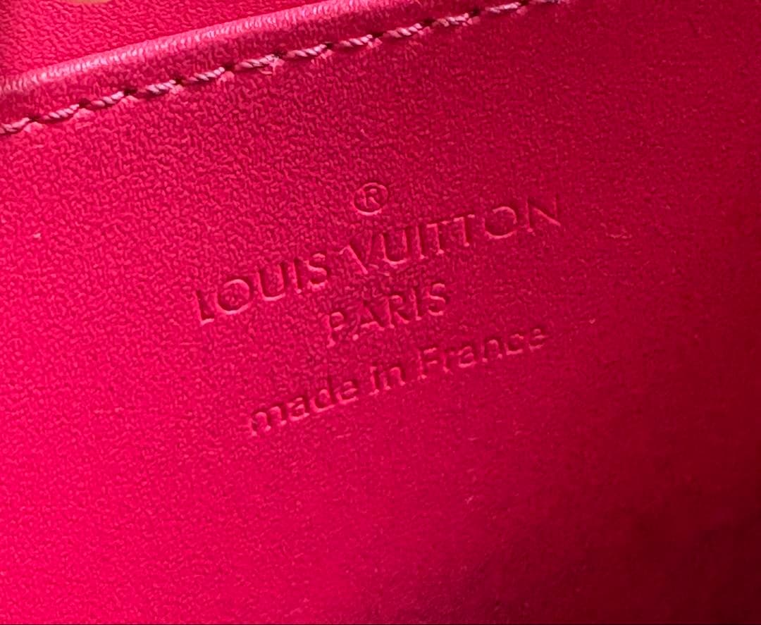 ルイ・ヴィトン エナメルミニ財布