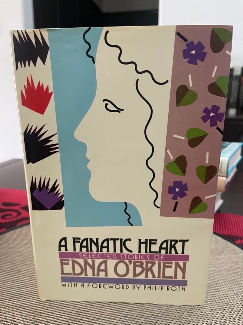 洋書 A Fanatic Heart: Edna O'Brien