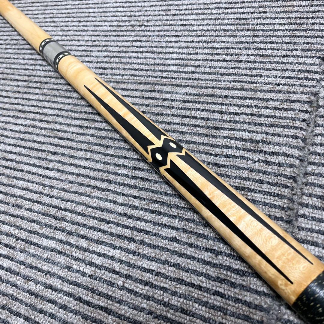 ADAM William ビリヤードキュー ケース付き