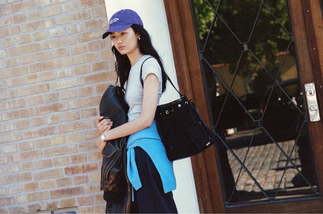 TOUT Y EST SAC COQUILLE BUCKET バケツバッグ