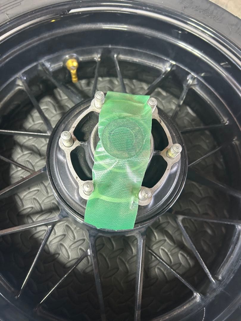 Z900RS純正ホイール