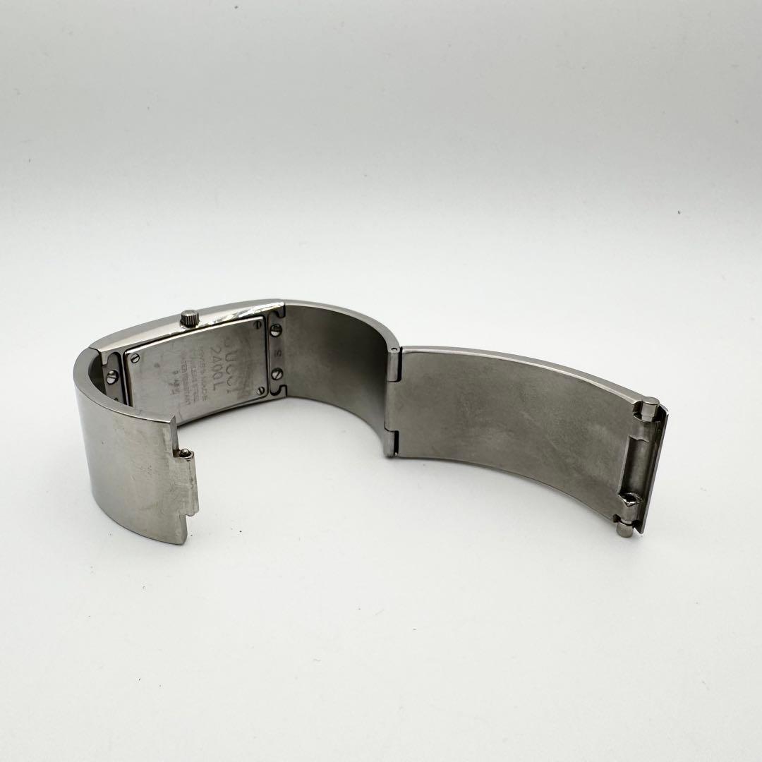 稼働✨ グッチ GUCCI 2400L バングルウォッチ ブラック文字盤 腕時計