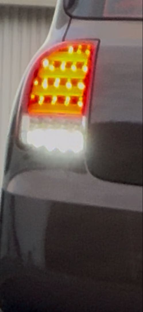 アルトラパン he22s 社外テールランプ