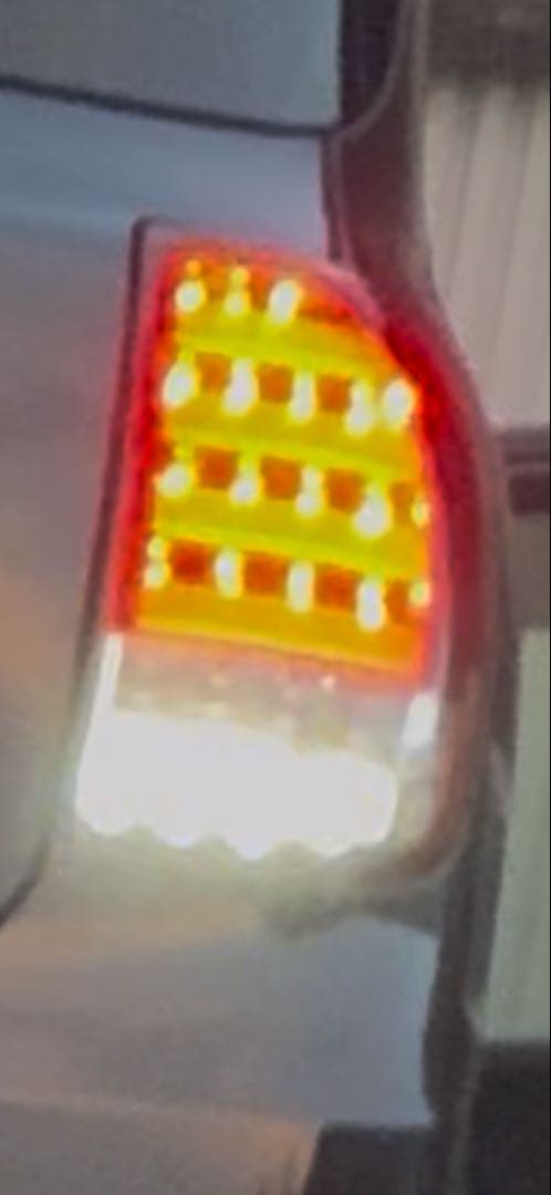 アルトラパン he22s 社外テールランプ