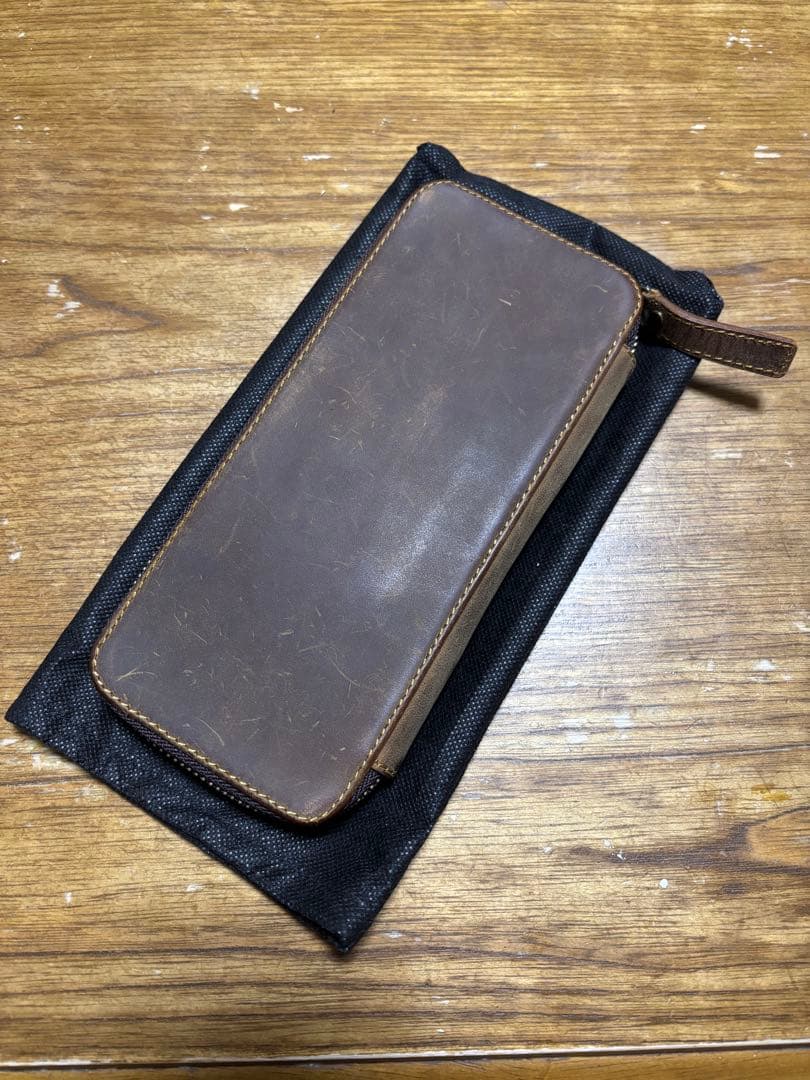 バハギア&クラフトペンケース ラウンドジップ型 クレイジーホース ダークブラウン