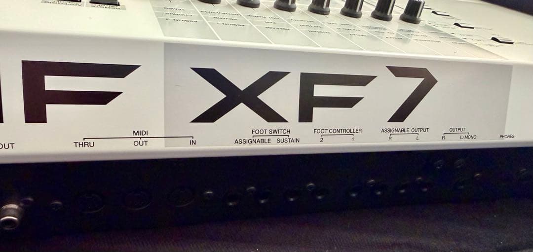 Yamaha MOTIF XF7 76鍵盤シンセサイザー WHITE