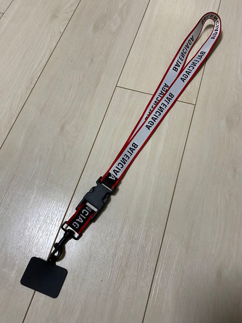 BALENCIAGA PHONE HOLDER ロゴネックストラップ