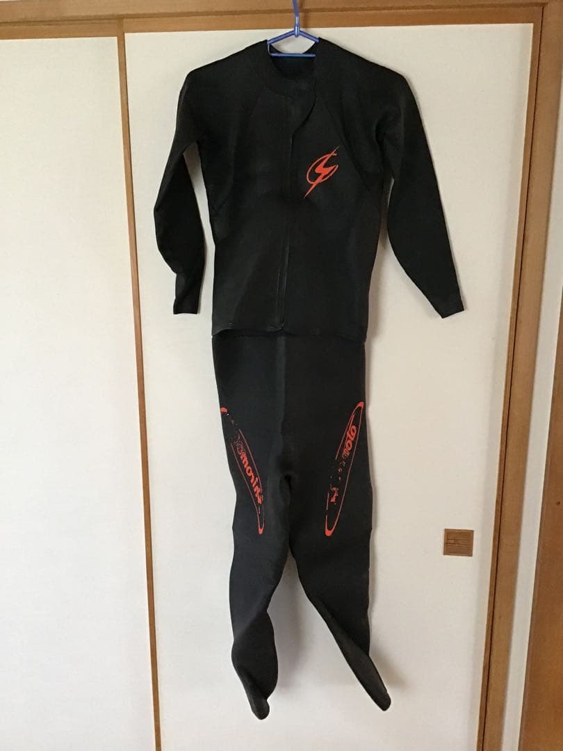 やま　シロモト　ウェットスーツ　ツーピース