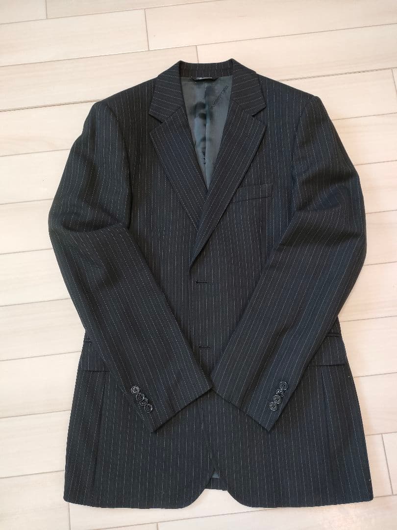 美品✨　メンズスーツ　DOLCE&GABBANA　48／BLK／ストライプ