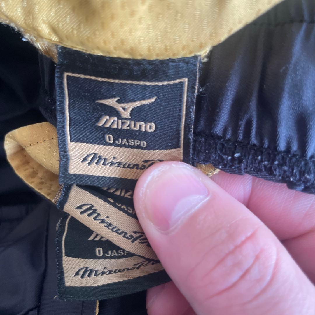 MizunoProウェア3点セット　ブラック/ゴールド Oサイズ