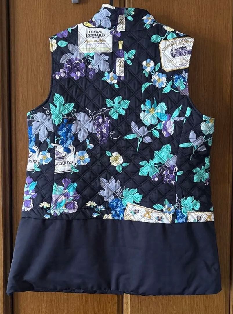 美品/レオナールスポーツ/中綿/ロングベスト/花柄/サイズ44